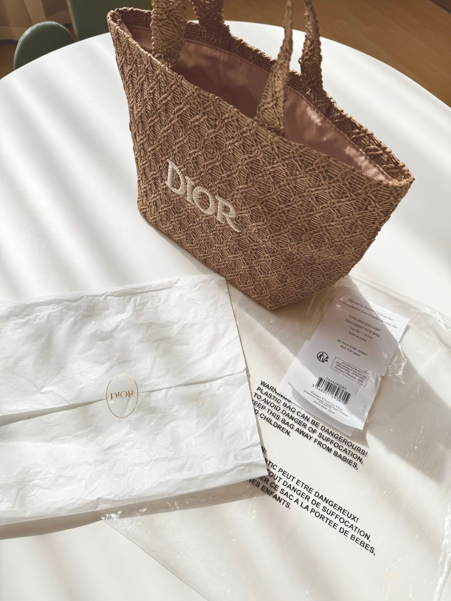 Authentic GWP Dior Raffia Bag Medium Size - Image 4