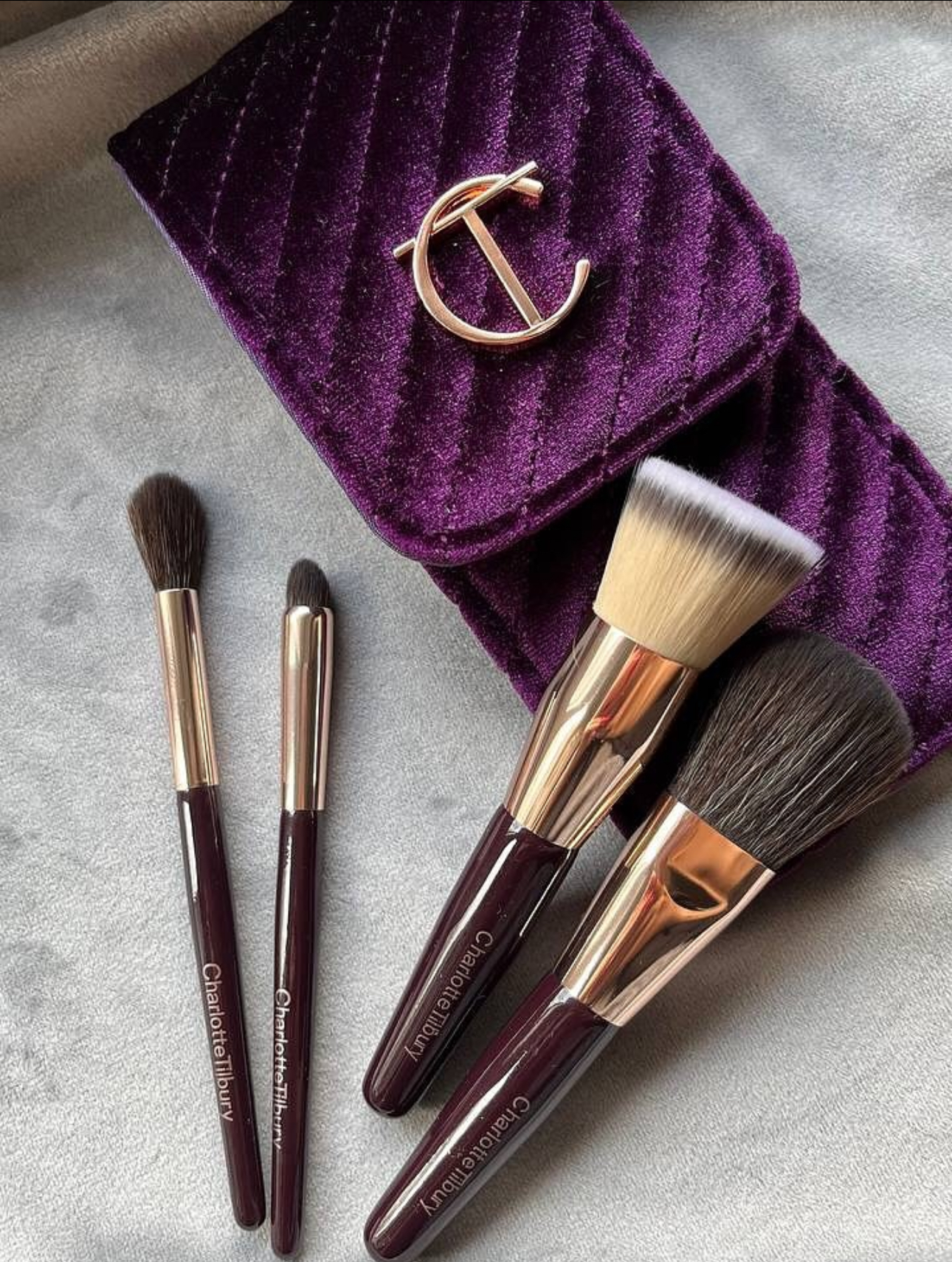 Charlotte Tilbury Travel Size Make Up Brushes - Image 2