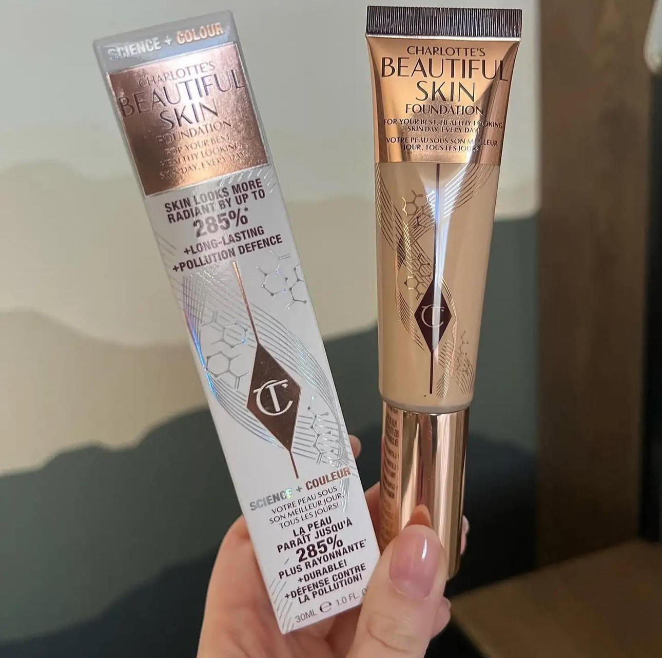 Charlotte Tilbury Beautiful Skin Foundation - Shade: 1N