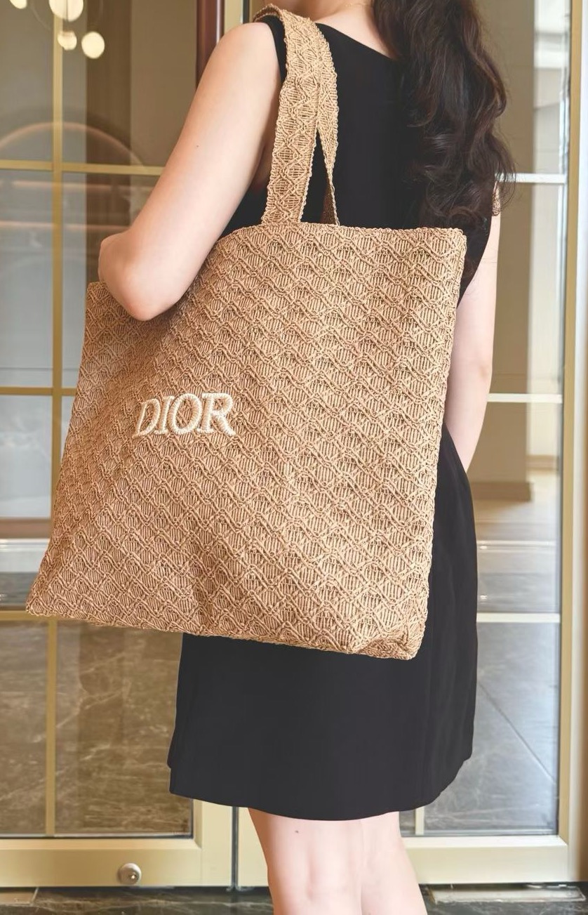 Authentic GWP Dior Raffia Tote Bag Large Size - Image 5