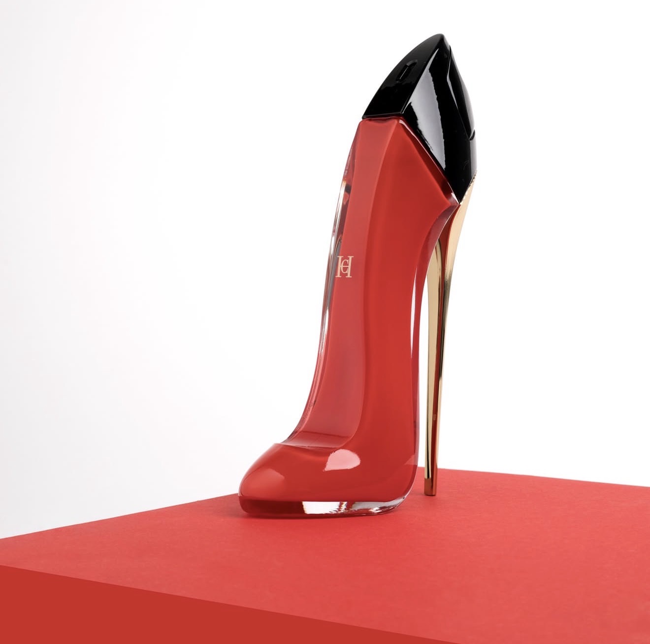 Carolina Herrera Very Good Girl Eau De Parfum 50ml