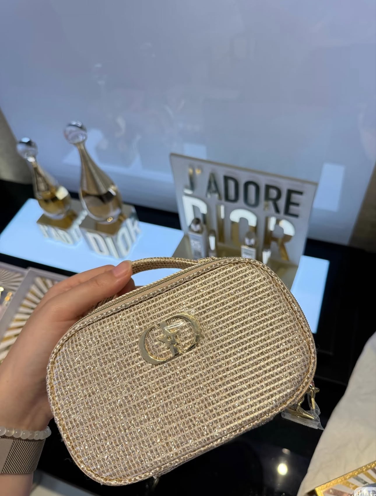 Authentic GWP Dior Holiday Pouch with box and FREE Gold Chain - Image 5