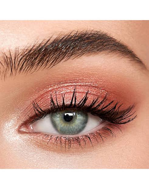 Charlotte Tilbury Pillowtalk Dreams Luxury Eyeshadow Palette - Image 5