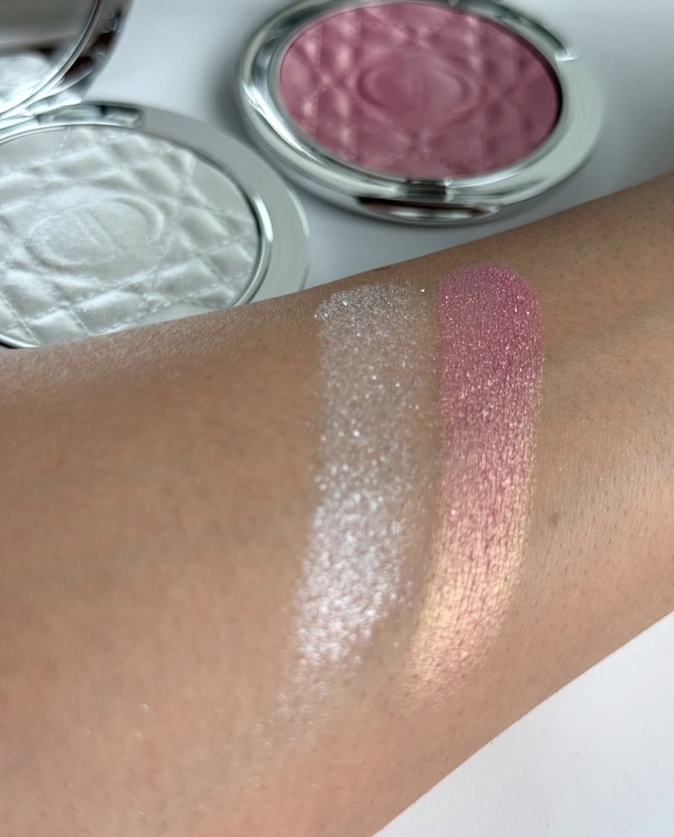 Dior Forever Glow Luminizer Complete with FREE paperbag - Image 9