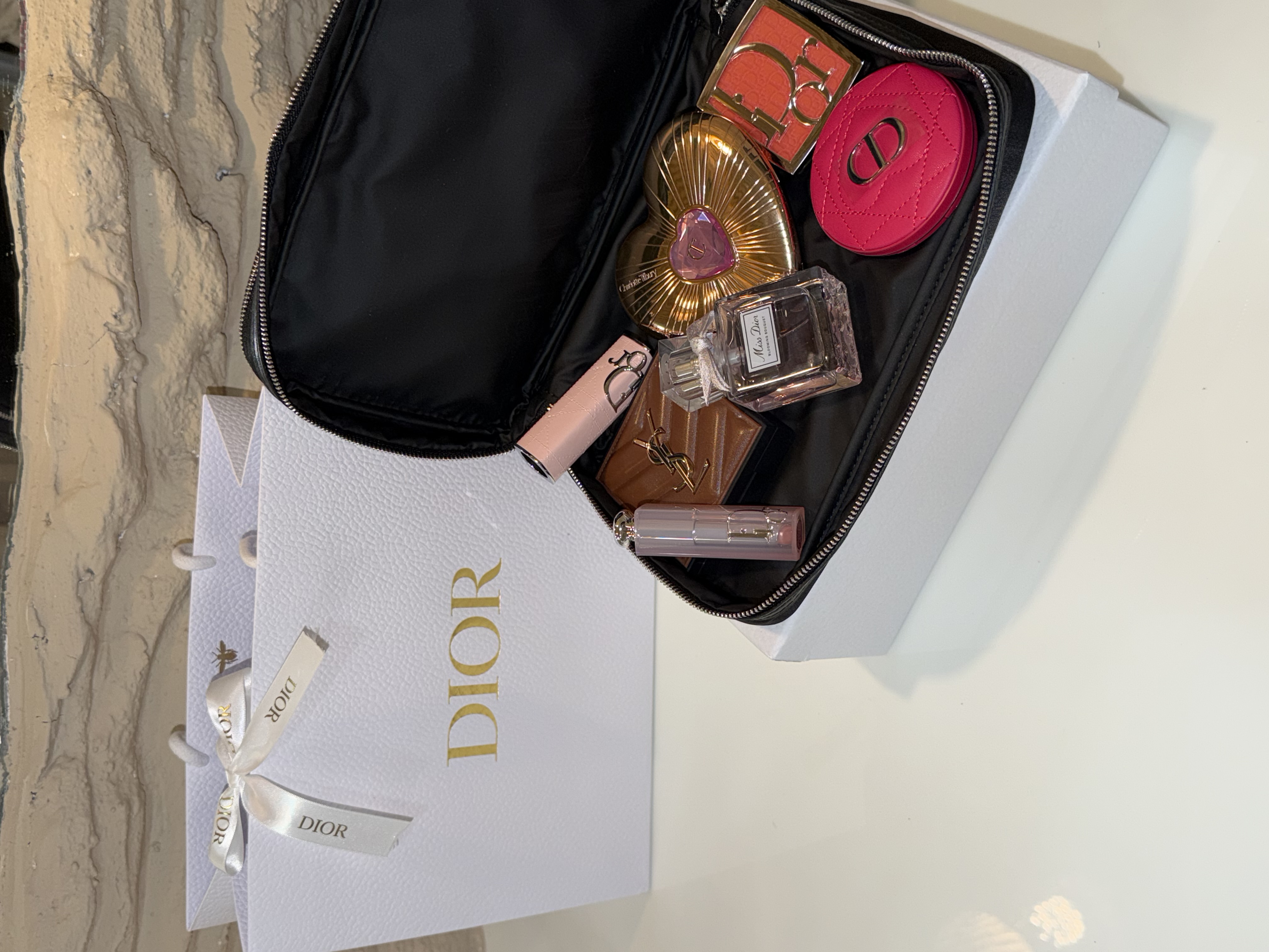 Authentic GWP Dior Bag and Makeup Brushes with box and FREE paperbag - Image 5