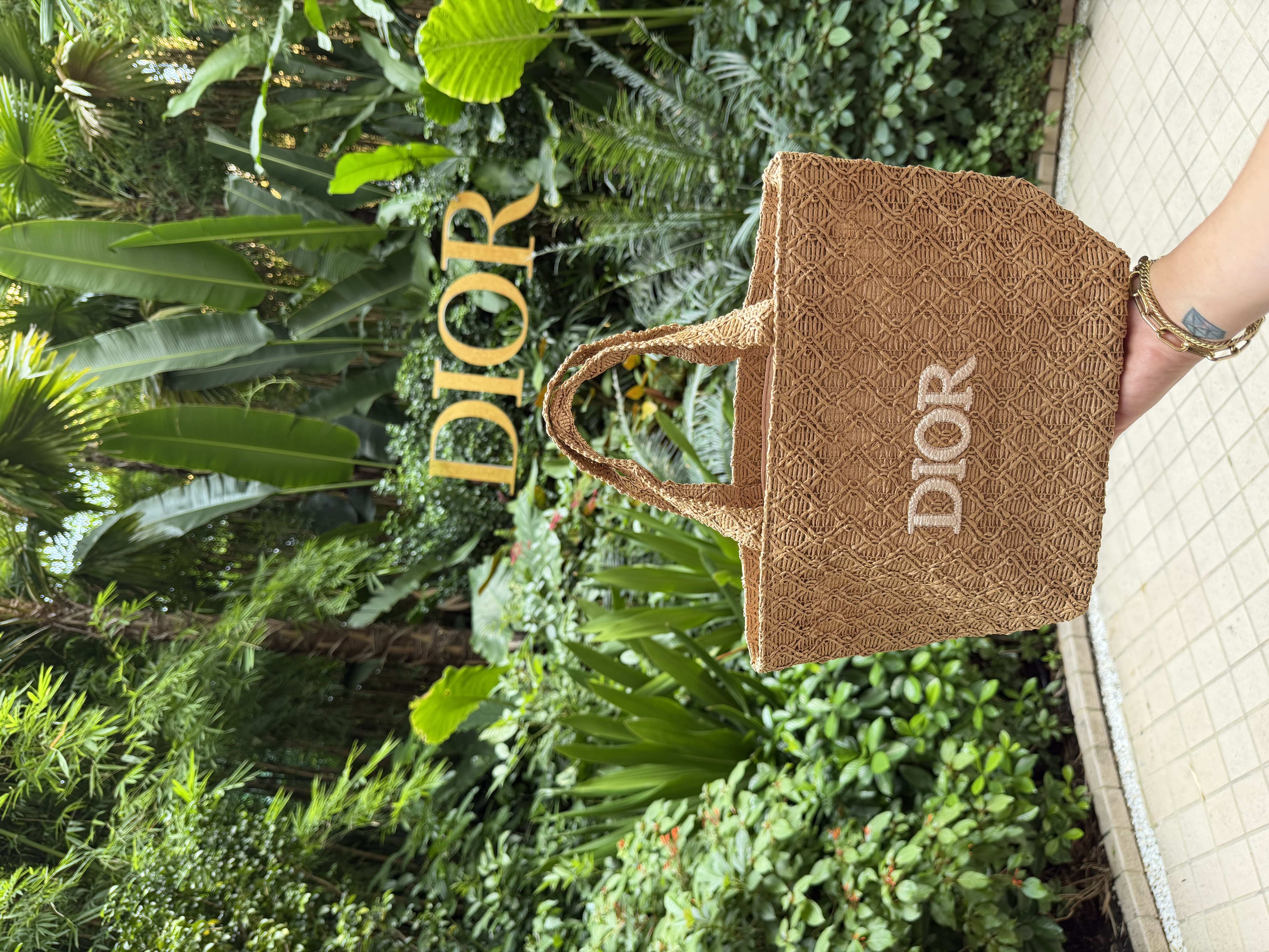 Authentic GWP Dior Raffia Bag Medium Size - Image 5