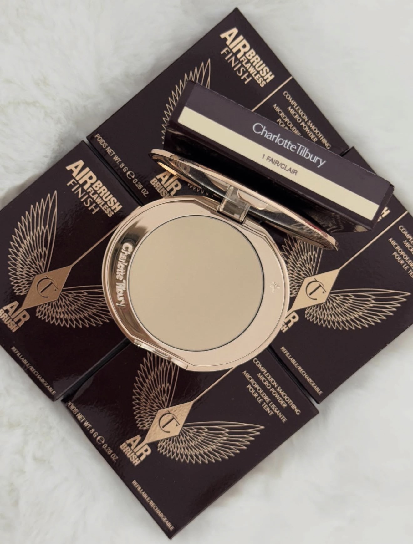 Charlotte Tilbury Airbrush Flawless Finish Setting Powder - Image 2