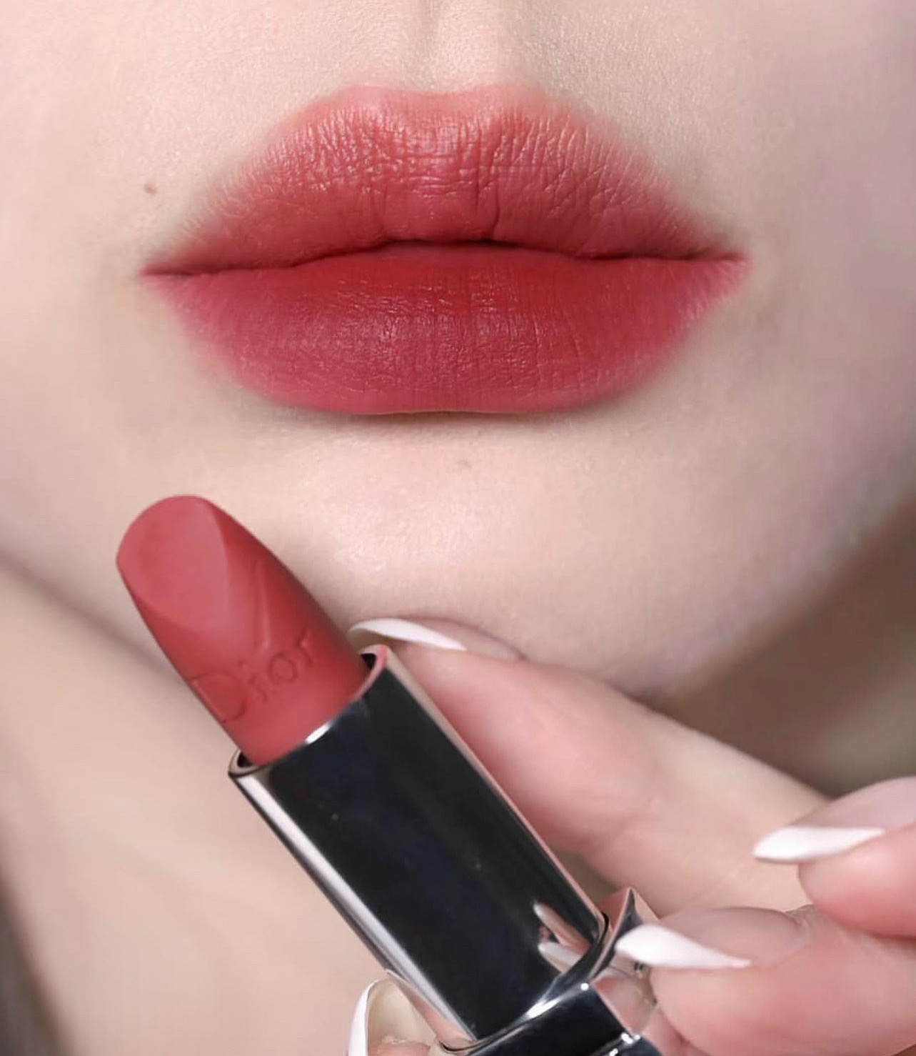 Dior Rouge Travel Size Lipstick No Box - 720 Icone - Image 4