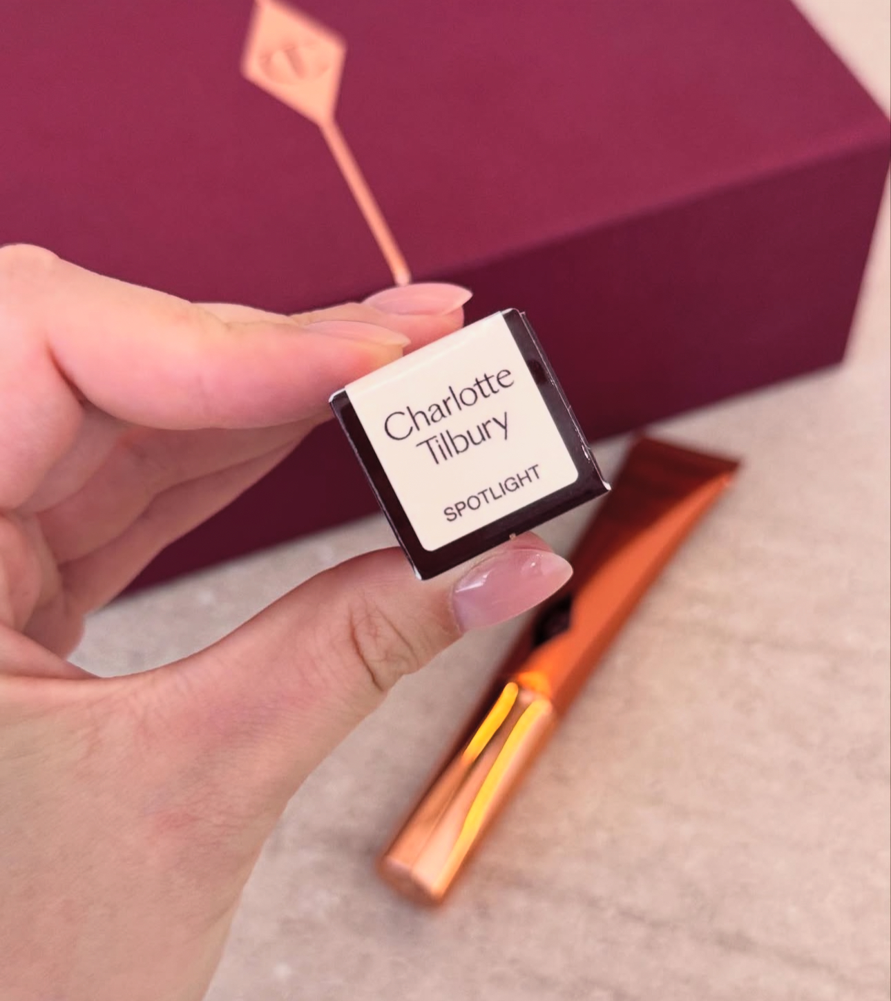 Charlotte Tilbury Hollywood Beauty Light Wand Easy Highlighter illuminateur Facile Full Size - Shade: Spotilight   - Image 3