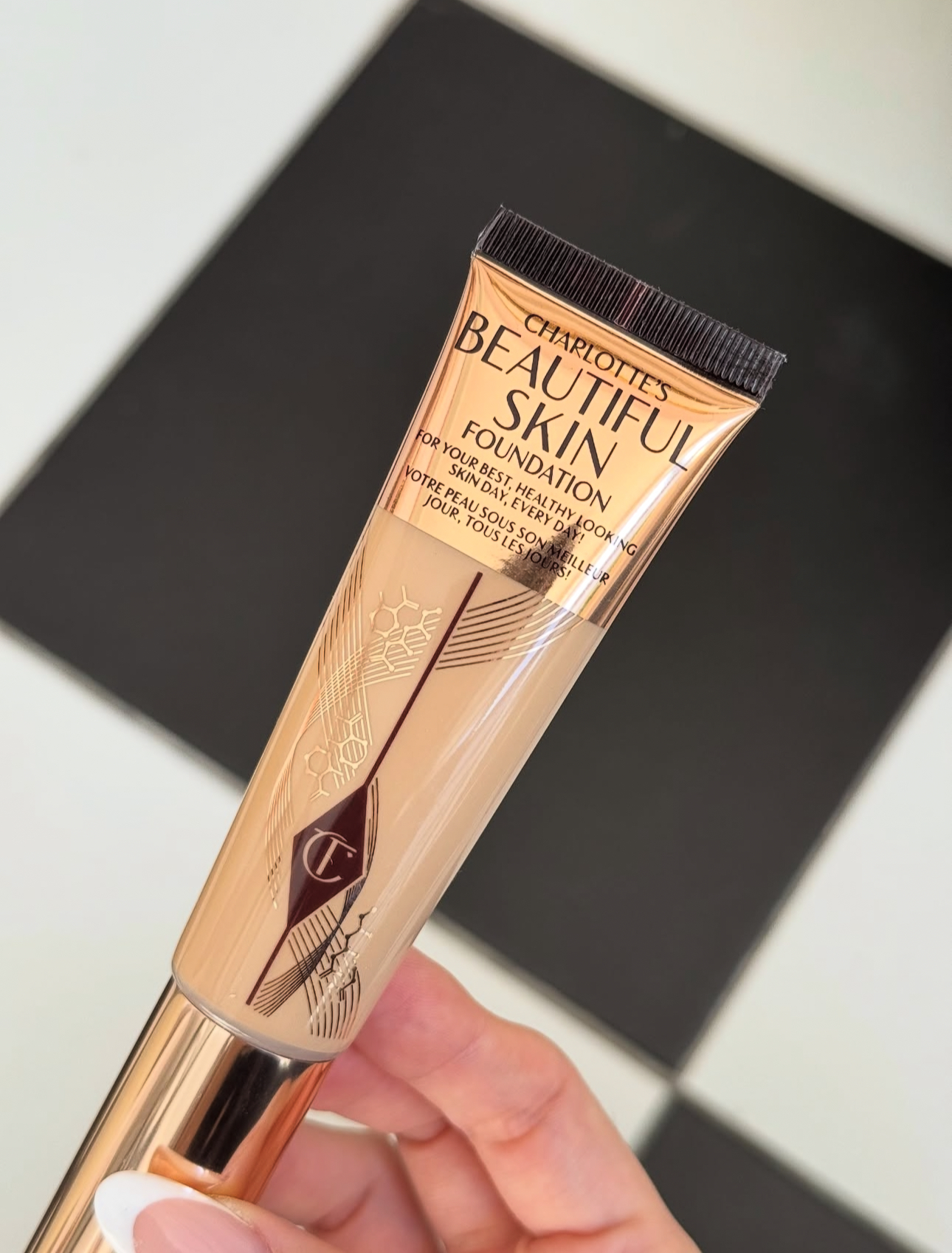 Charlotte Tilbury Beautiful Skin Foundation - Shade: 1N  - Image 3