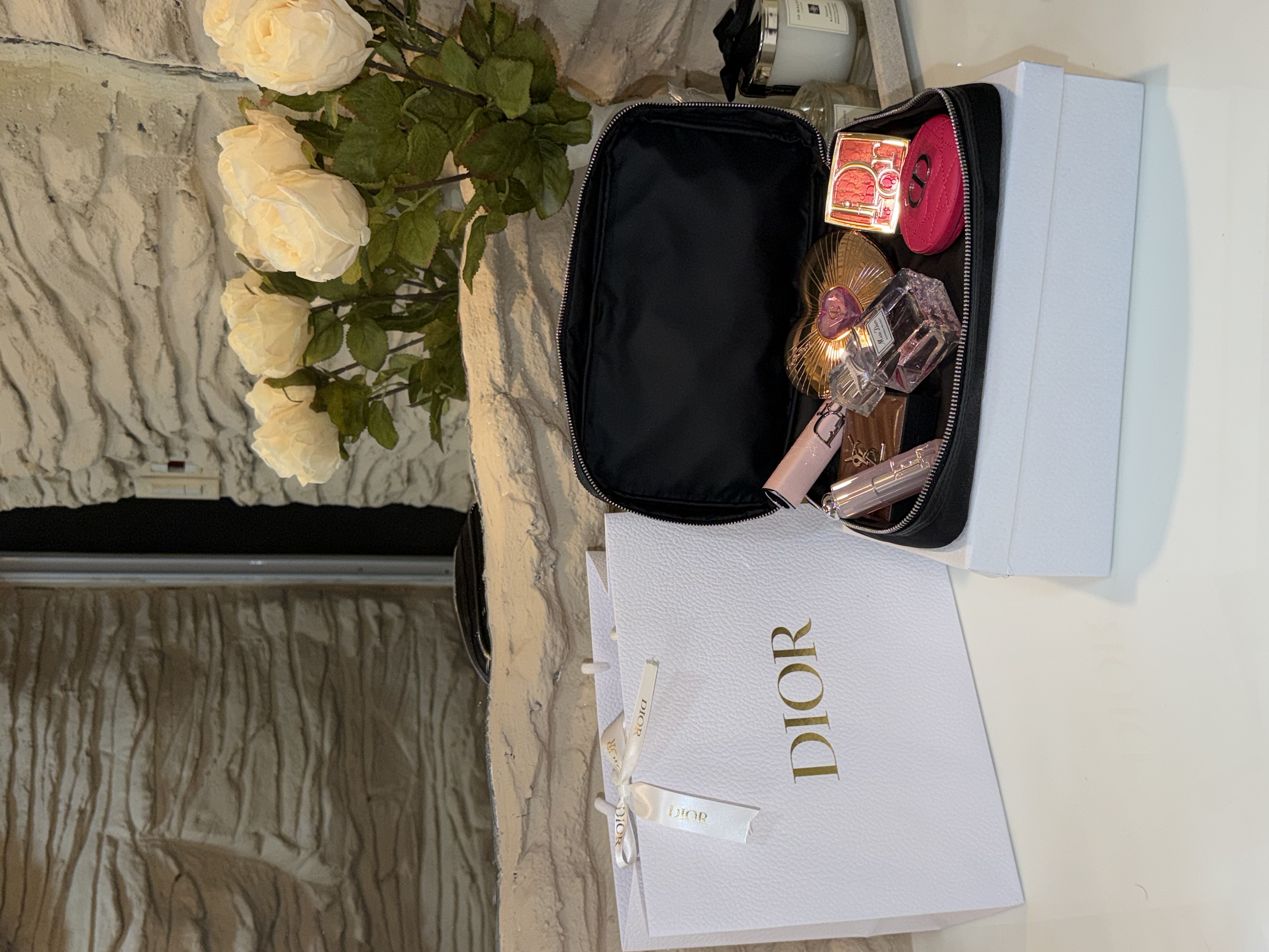 Authentic GWP Dior Bag and Makeup Brushes with box and FREE paperbag - Image 4