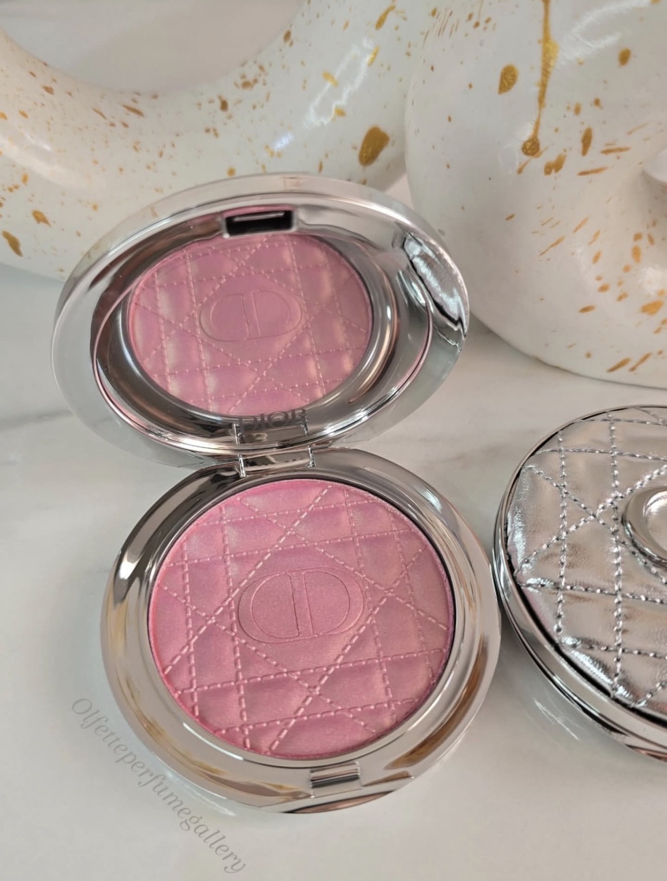 Dior Forever Glow Luminizer Complete with FREE paperbag - Image 6