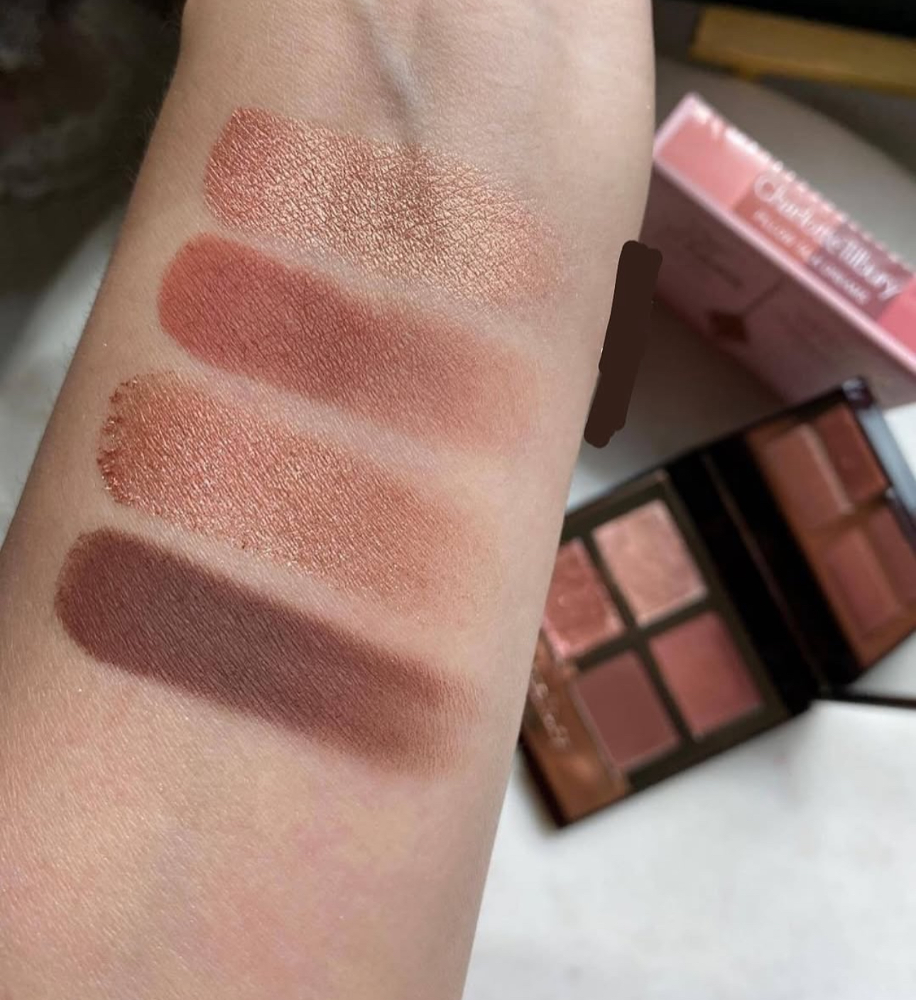 Charlotte Tilbury Pillowtalk Dreams Luxury Eyeshadow Palette - Image 3