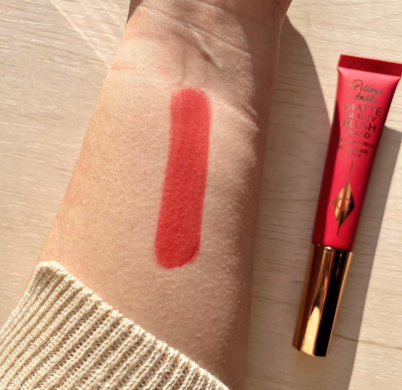 Charlotte Tilbury Pillowtalk Matte Beauty Blush Wand Full Size in Dream Pop  - Image 5